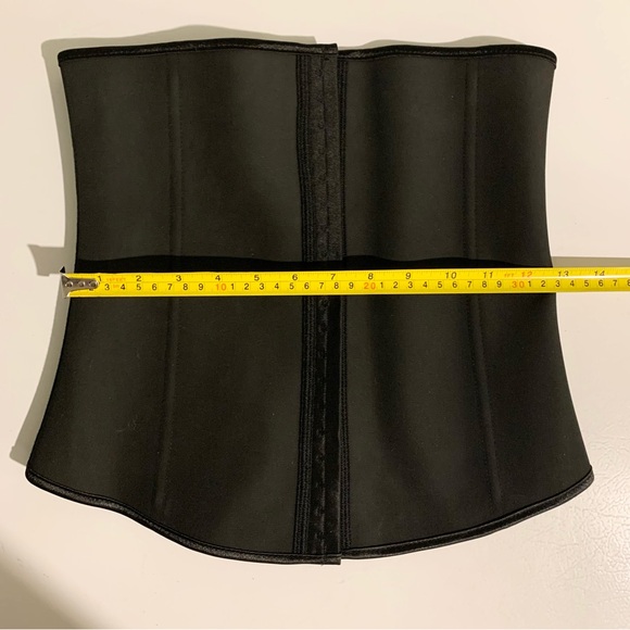NEW Black Waist trainer high quality
- size Large - Picture 5 of 6